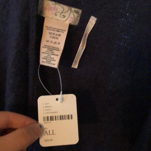 Free people - Picture 3 of 3